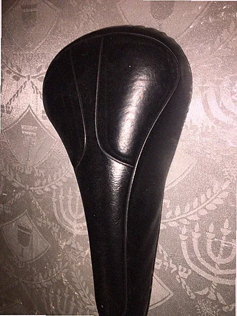 SEAT FOR BIKE, VERY GOOD CONDITION, BLACK, NICE, COMFORTABLE, UNIVERSAL, SOFT!!!